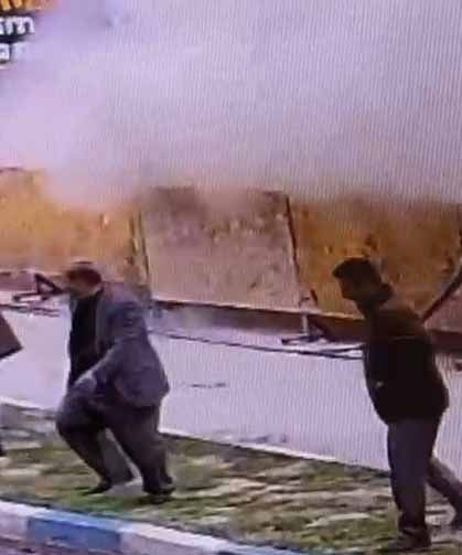 Van’da kazı alanının yanındaki lokantanın çökme anı güvenlik kamerasında