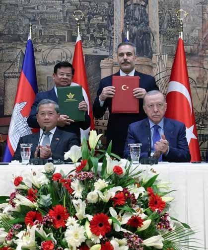 Kamboçya ile askeri anlaşma imzalandı