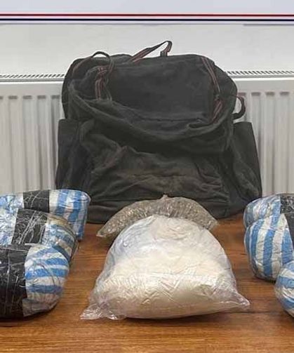 Hakkari'de eroin ve skunk ele geçirildi