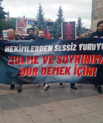 Hekimlerin Gazze'ye destek yürüyüşü 151. Haftasında