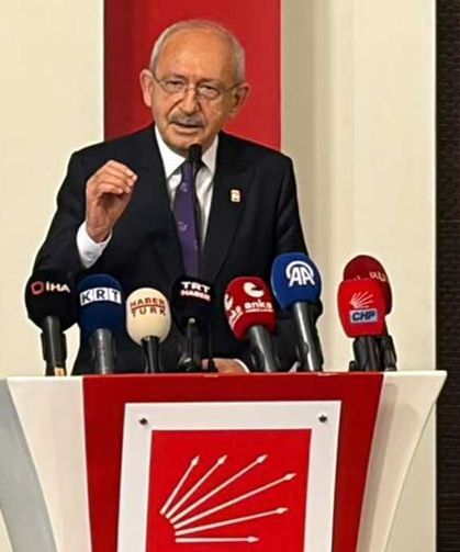 Kılıçdaroğlu, staj ve çıraklık mağdurlarıyla bir araya geldi