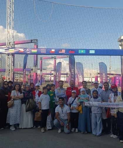 Vanlı öğrenciler Güneydoğu TEKNOFEST’e katıldı