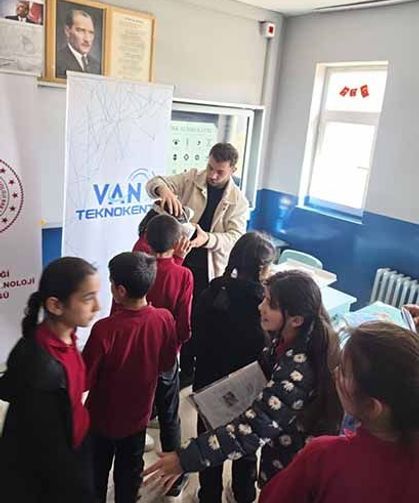Saray'daki okullarda bilim ve teknoloji farkındalık etkinlikleri düzenlendi