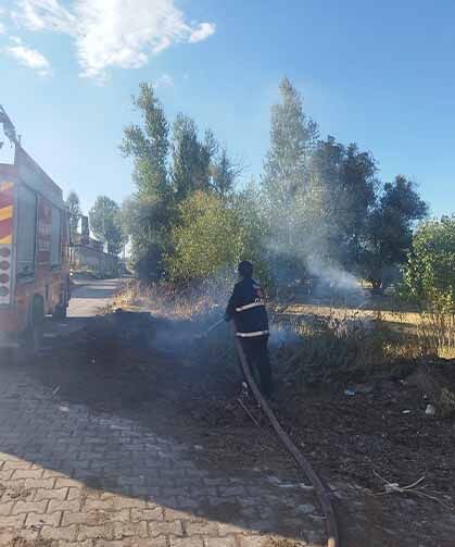 Van'da örtü yangını