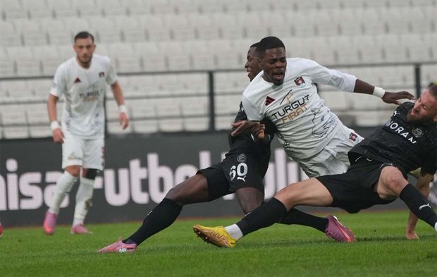 Manisa FK - Van Spor FK maçı fotoğrafları