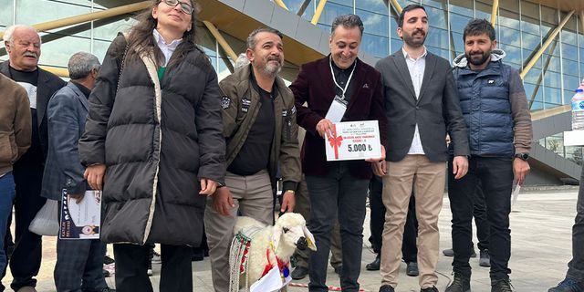 Van'da fuar açılışında renkli görüntüler