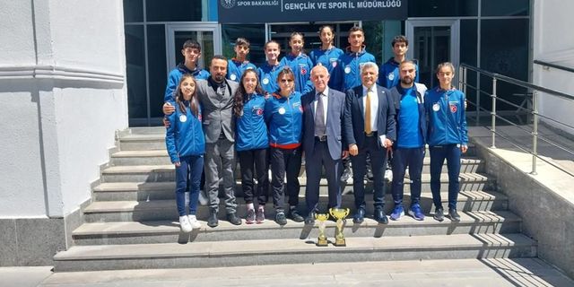 Van takımları Eskişehir’den şampiyonlukla döndü