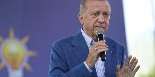 Erdoğan: İmamoğlu Van'da siyaset yapıyor!