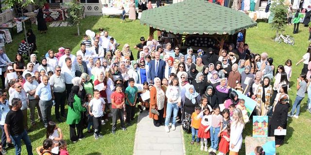 Tuşba’da ‘Yılsonu Sergi ve Sertifika’ töreni