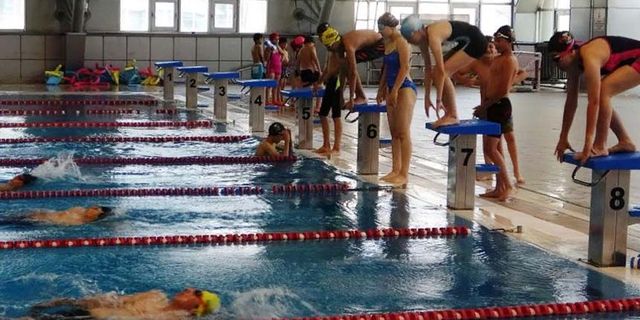 Van'da Olimpik Yüzme Havuzuna yoğun ilgi