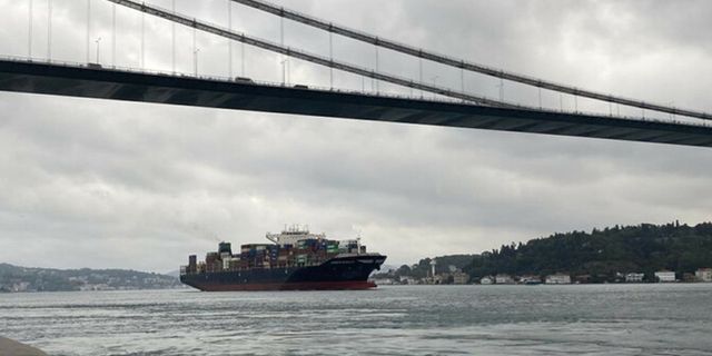 Tahıl Koridoru'ndan geçen konteyner yüklü ilk gemi İstanbul'a ulaştı