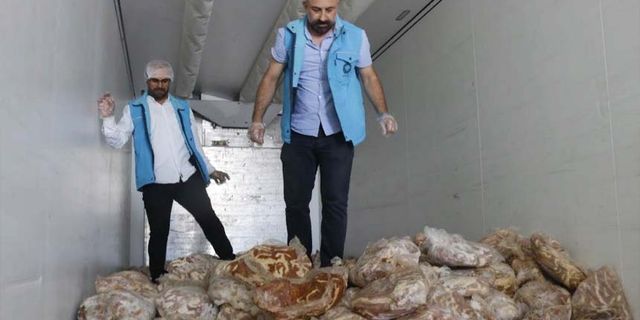 Van’dan Diyarbakır’a götürülen 5 ton et ve sakatat imha edildi