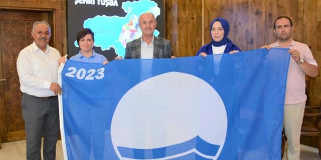 Başkan Akman, ‘Mavi Bayrağı’ bir kez daha teslim aldı