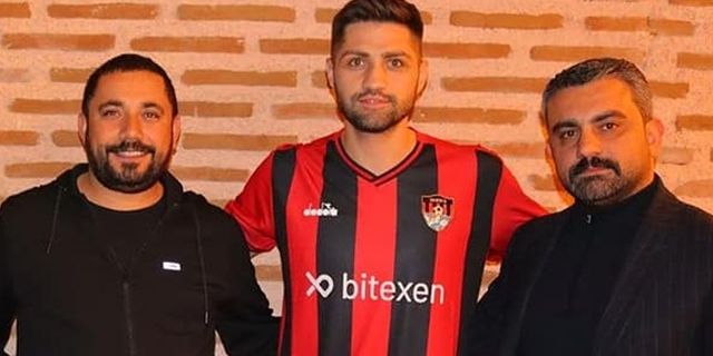 Van Spor'dan ayrılan Tayyib Kanarya Erbaaspor ile anlaştı.