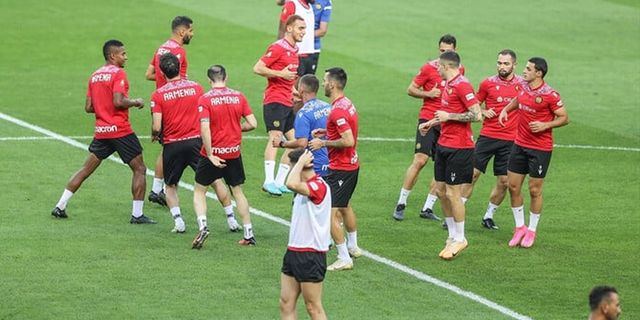 Türkiye - Ermenistan maçının muhtemel 11'leri