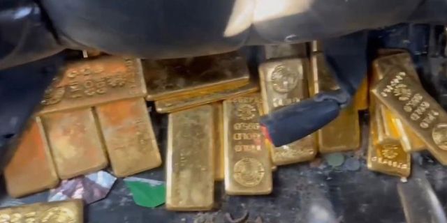 Yüksekova'da 28 kilo külçe altın ele geçirildi