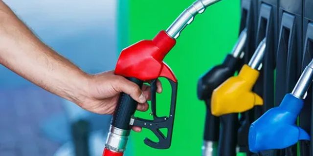 Petrol fiyatları son 10 ayın zirvesini gördü! Akaryakıta yeni zamlar yolda