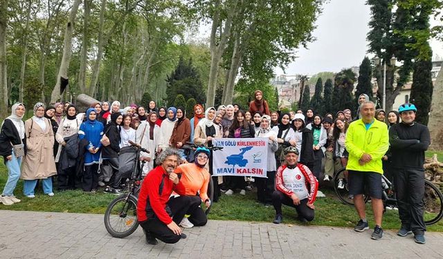 Gülhane Parkı’nda Van Gölü sohbetleri