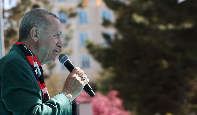 Cumhurbaşkanı Erdoğan Van mitingine katılanların sayısını açıkladı