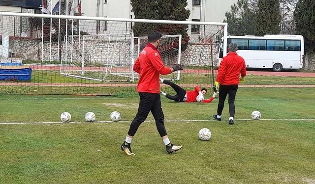 Uşakspor'da Vanspor maçı hazırlıkları başladı