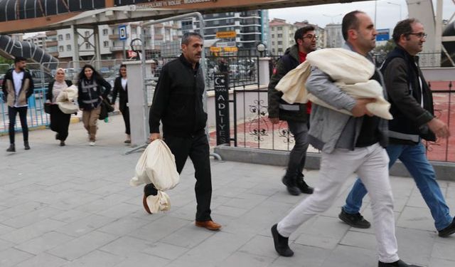 Van’daki oylar İl Seçim Kurulları'na getiriliyor