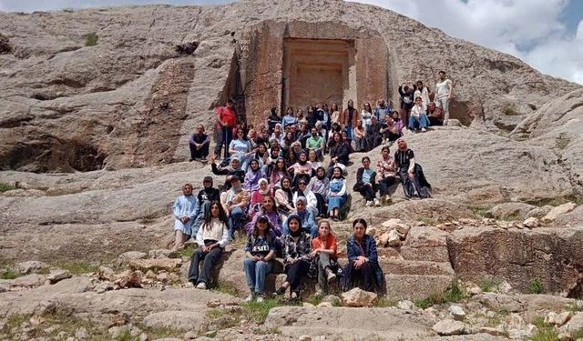 Özalp’te ‘Gençler Özalp ve Saray'ı Tanıyor’ projesi