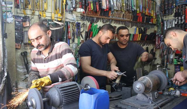 Van’da bıçaklar bilenmeye başladı