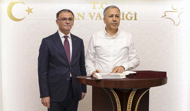 İçişleri Bakanı Ali Yerlikaya, Van'da konuştu