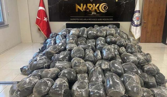 Van'da 2 ton 90 kilogram uyuşturucu ele geçirildi