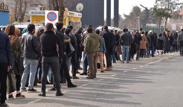 TÜİK işsizlik rakamlarını açıkladı! Tek haneye geriledi