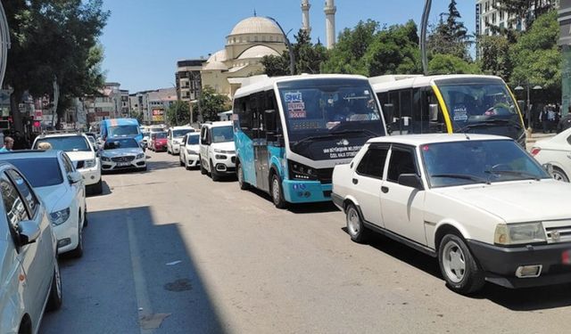 Sıhke Caddesi'ndeki park sorunu bitmek bilmiyor