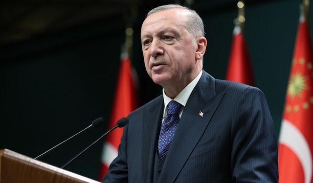 Cumhurbaşkanı Erdoğan'dan düzensiz göçmen açıklaması