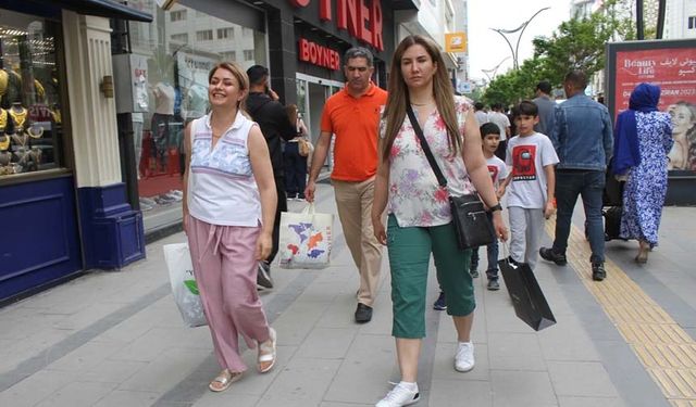 Yılın ilk 6 aylık verileri açıklandı! İşte Van’ı ziyaret eden turist sayısı...