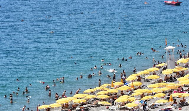 Antalya'da nem oranı yüzde 60'a yükseldi