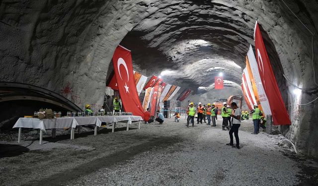 Güzeldere Tüneli'nde ışık göründü