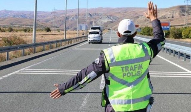 Ali Yerlikaya'dan dönüş yolundaki tatilcilere uyarı