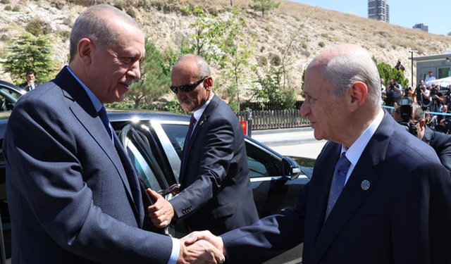 Cumhurbaşkanı Erdoğan ve Bahçeli görüşmesi sona erdi