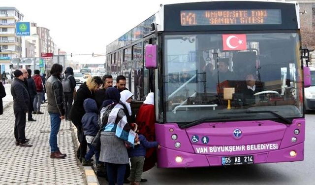 Van Büyükşehir ulaşım ağına yeni bir hat ekledi! İşte yeni otobüs güzergahı