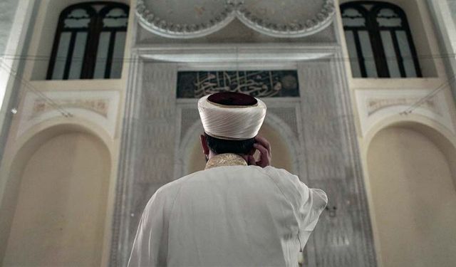 Diyanet personelinin ek ödemelerine zam yapıldı