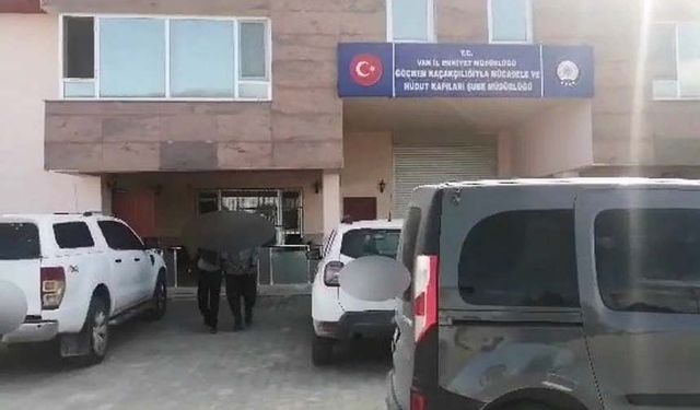 Van'da göçmen kaçakçılığı operasyonu: 3 tutuklama