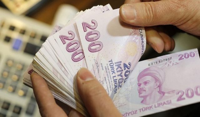 İhracatçılara göre dolar düşük, yükselsin istiyorlar