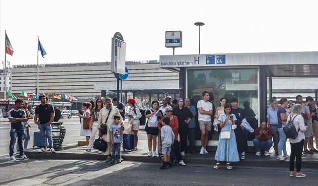 İtalya'da işçiler grevde! Toplu taşıma sektöründe çalışanlardan maaşlara iyileştirme talebi