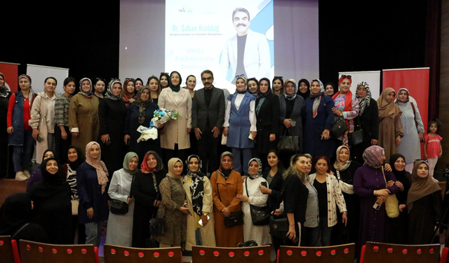 Van’da kadınlara aile içi iletişim semineri