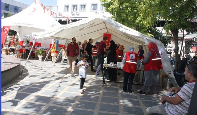 Van’da çocuklar için destek kermesi