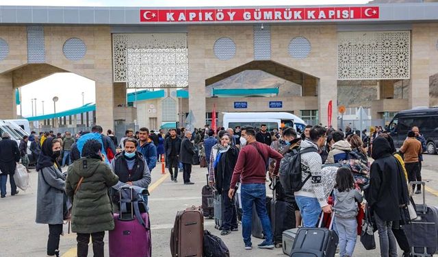 Kapıköy Sınır Kapısını bu yıl kaç kişinin kullandığı açıklandı! İşte o rakam