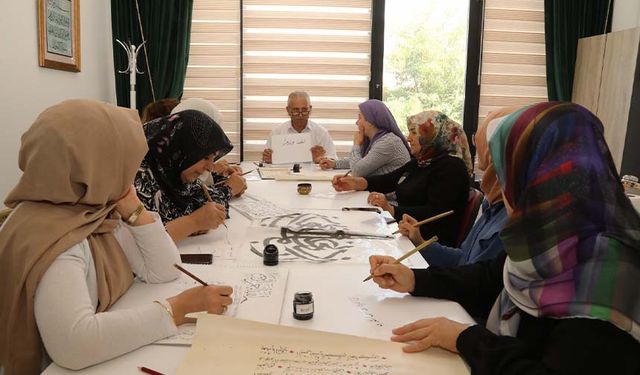 Van'da Hüsn-i Hat Kursuna yoğun ilgi