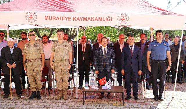 Muradiye’de 'İlköğretim haftası' tüm okullarda coşku ile kutlandı