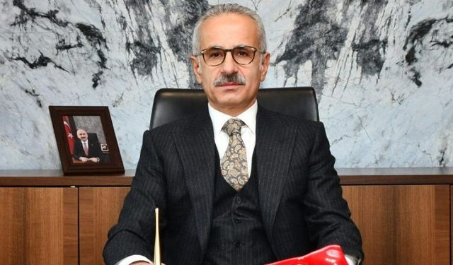 Bakan Uraloğlu, Van Çevre Yolu için o yılı işaret etti!