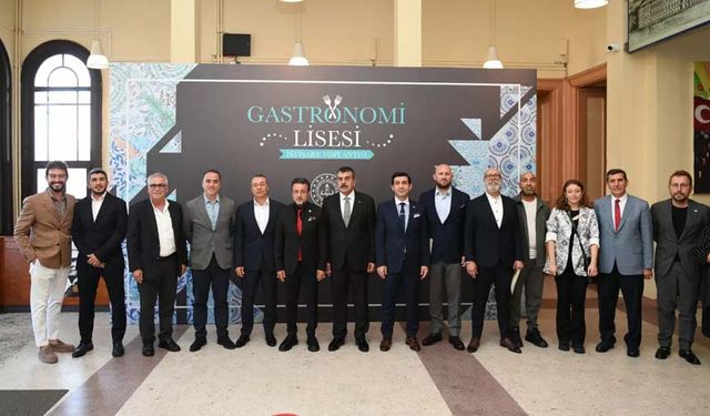 Bakan Tekin'den gastronomi lisesi müjdesi