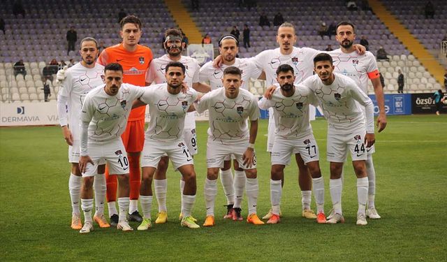 Zirveyi yakından ilgilendiriyor! Vanspor kritik maça çıkıyor